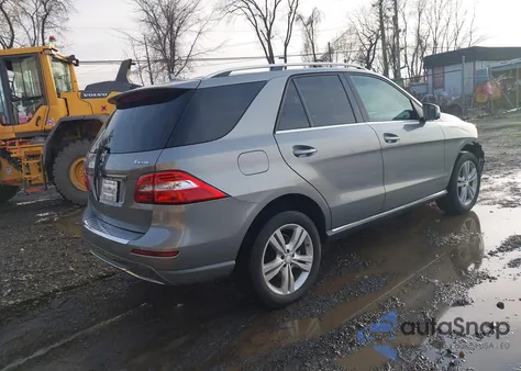 2013 Mercedes-Benz Ml 350 4Matic z USA, uszkodzony, nr VIN 4JGDA5HB9DA241455
